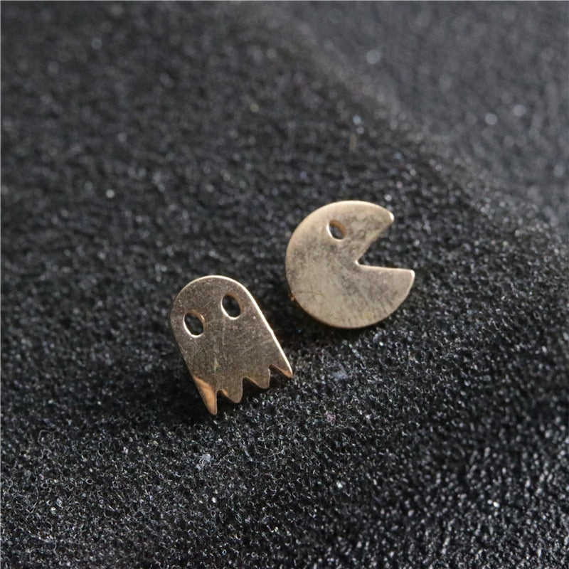 Black Star Ghost Spike Stud Earring