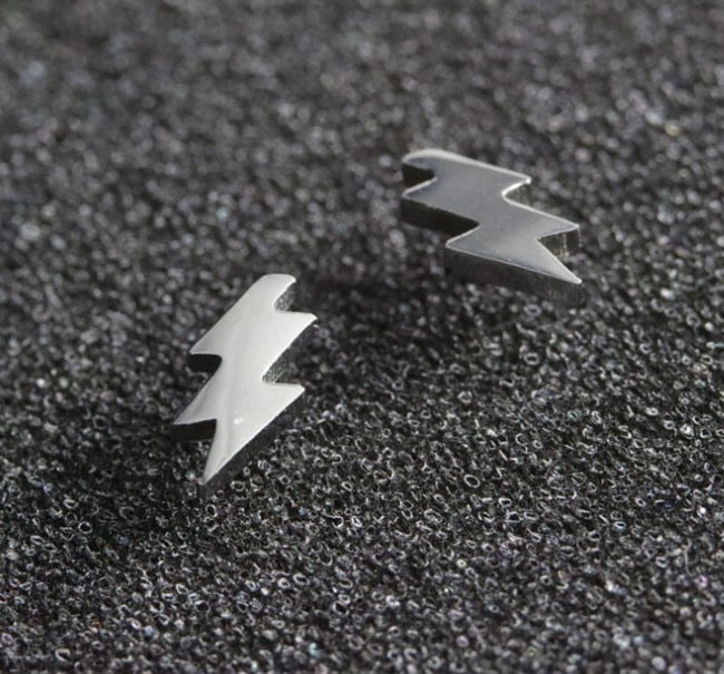 Black Star Ghost Spike Stud Earring